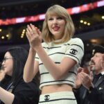 Taylor Swift Cheers on Travis Kelce at Kansas City Chiefs Playoff Game