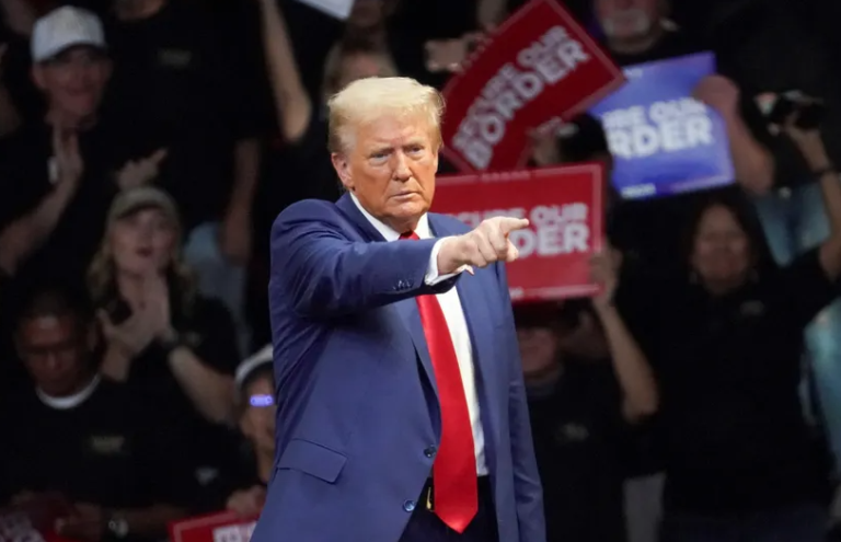 Inside Trump’s Gamble: Unconventional Campaign Strategies in Arizona