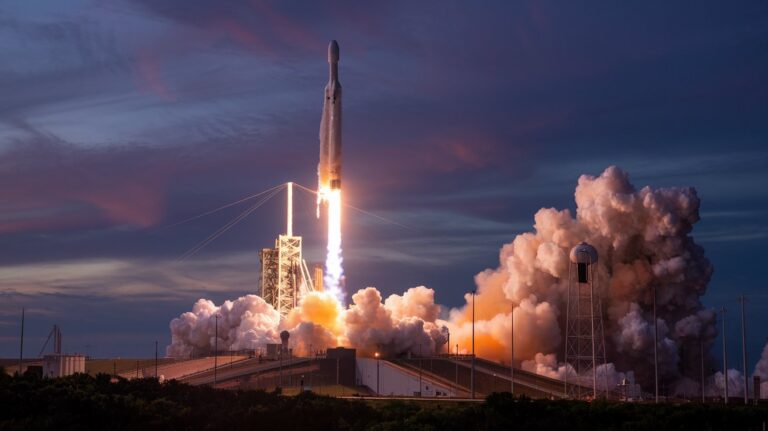 SpaceX Evening Launch Expected to Create Sonic Boom From Booster
