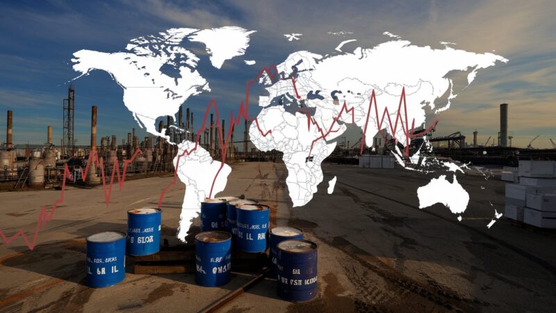 Oil Prices Edge Higher Amid Concerns Over Tighter Global Supply