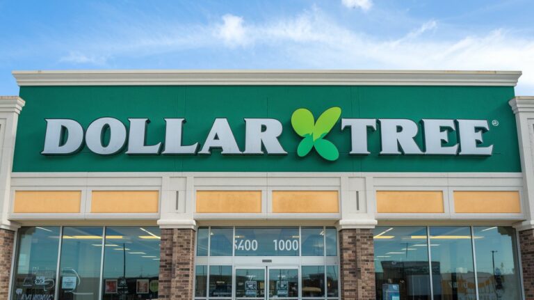 Dollar Tree Sells Family Dollar for $1 Billion Amidst 1,000 Store Closures