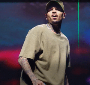 Read more about the article Chris Brown Arrested After Alleged Bottle Attack at Manchester Hotel – Shocking Details Emerge