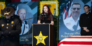 Read more about the article Trump’s Awkward Medal Moment with Deputy’s Daughter Goes Viral