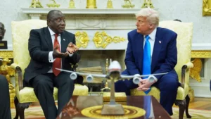 Read more about the article Trump Confronts South African President Over Alleged White Farmer Violence