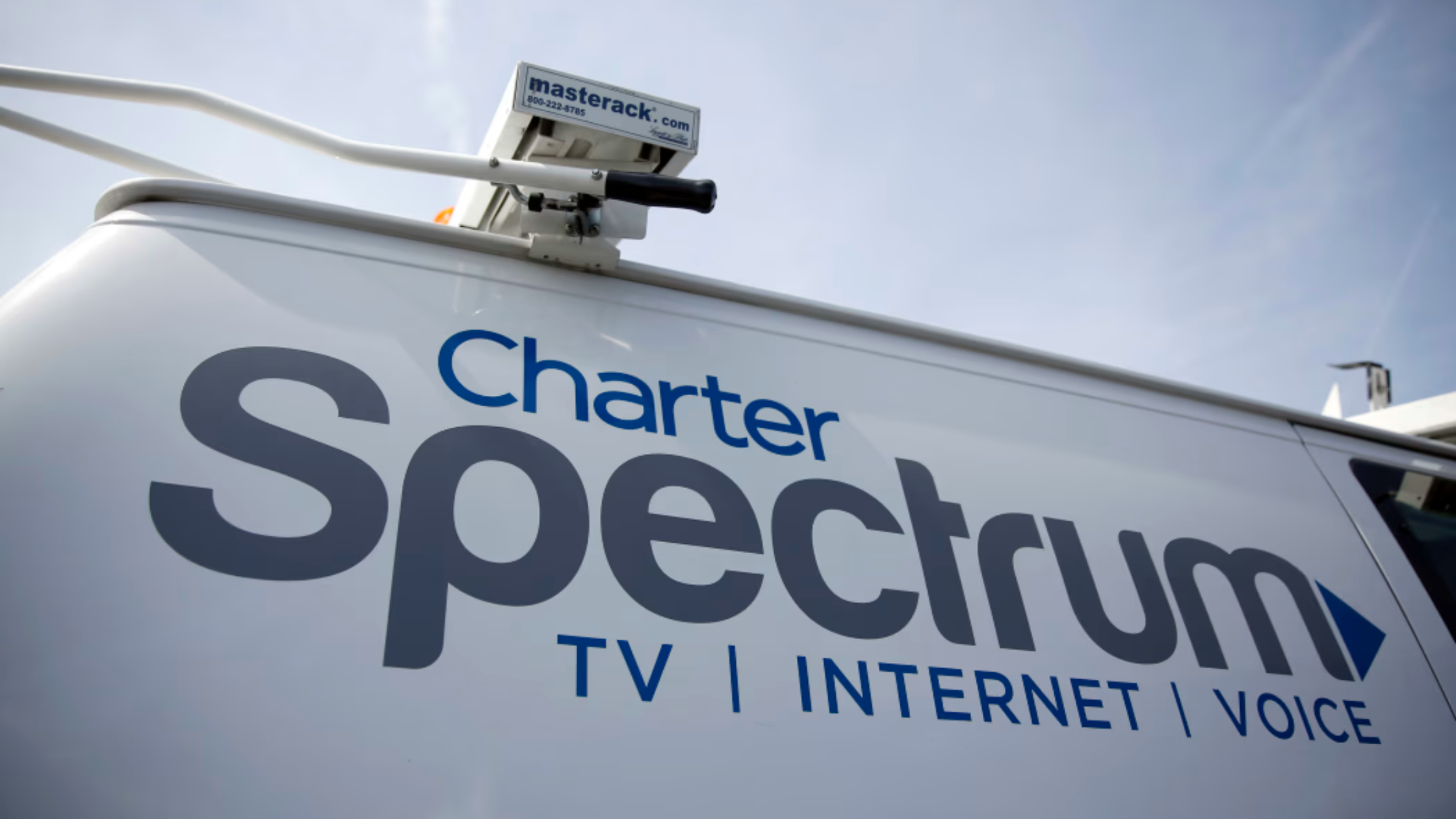 Read more about the article Cox Communications and Charter Merge in $21.9 Billion Deal to Form U.S. Cable Giant