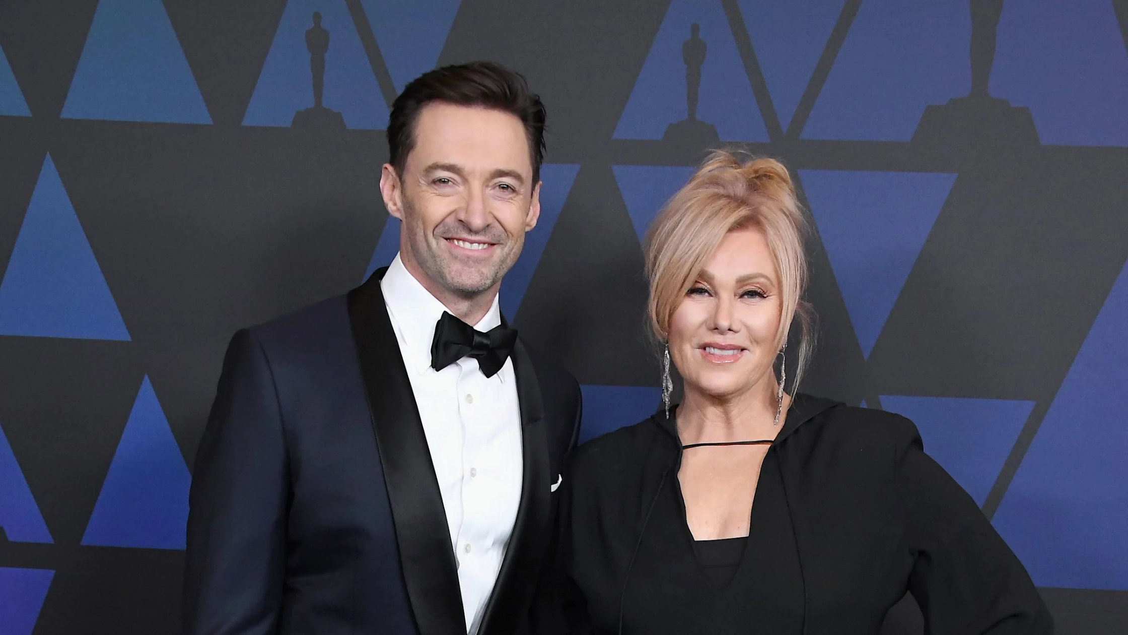 You are currently viewing Hugh Jackman and Sutton Foster: From Broadway Co-Stars to a Blossoming Romance