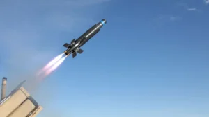Read more about the article US Navy Deploys Anduril Roadrunner & Raytheon Coyote Drones