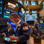 Wall Street: Dow Rebounds After Trump Tariff Pause: Market Outlook 2025