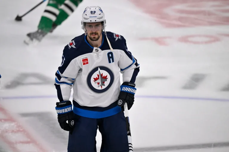Mark Scheifele's Emotional Game 6 Performance Following Father's Sudden Death