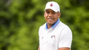 Read more about the article Max Homa’s 64 Sparks PGA Championship Surge: Round 2 Highlights and Analysis
