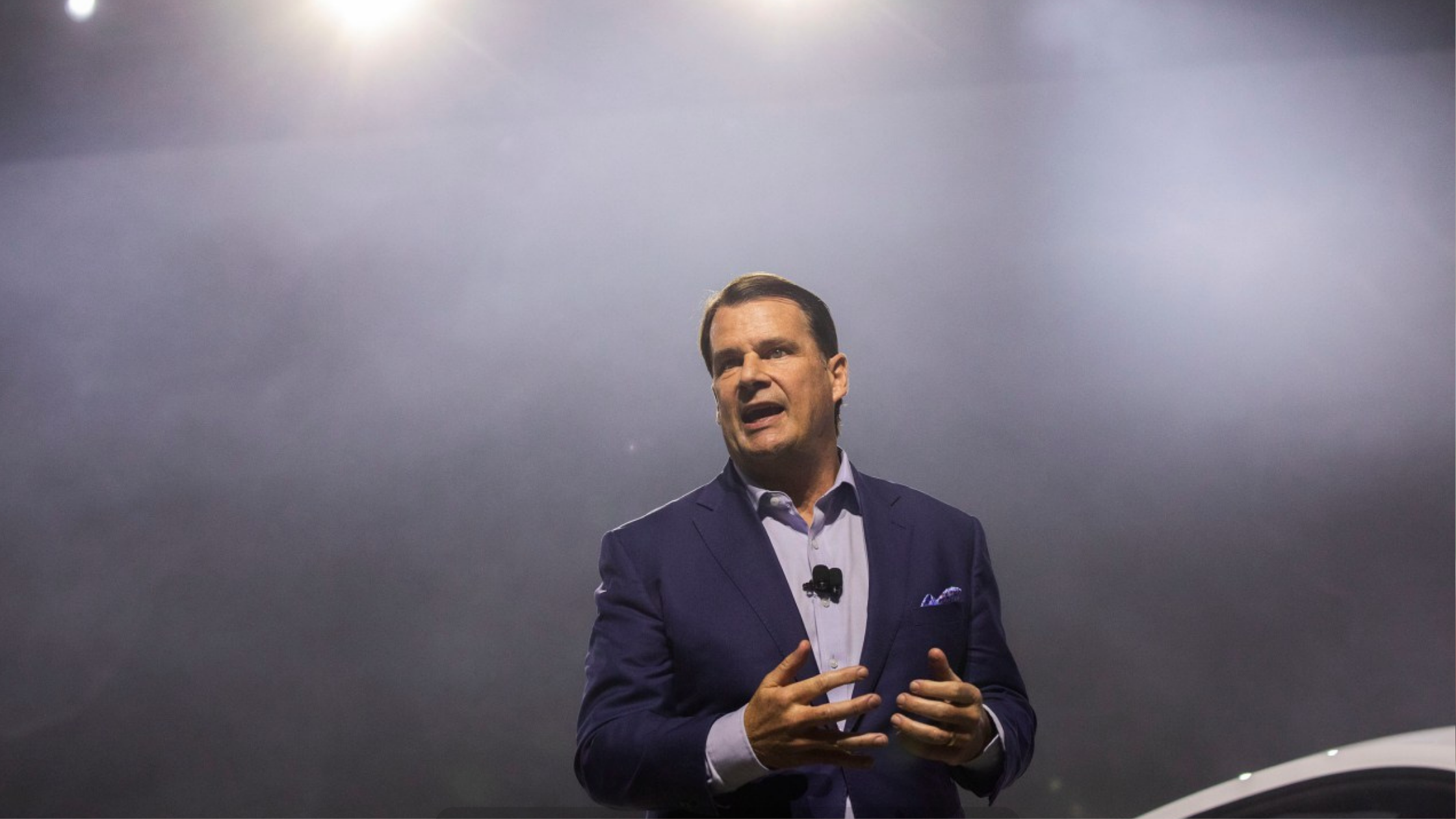 Read more about the article Ford CEO Farley: Waymo’s LiDAR Beats Tesla’s Vision‑Only
