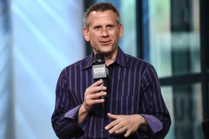 Read more about the article John Brenkus, Emmy-Winning Host of ESPN’s ‘Sport Science,’ Dies at 54 After Battle with Depression