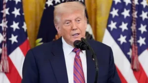 Read more about the article Trump Team Suspends Student Loan Forgiveness Under IBR: What Borrowers Must Know