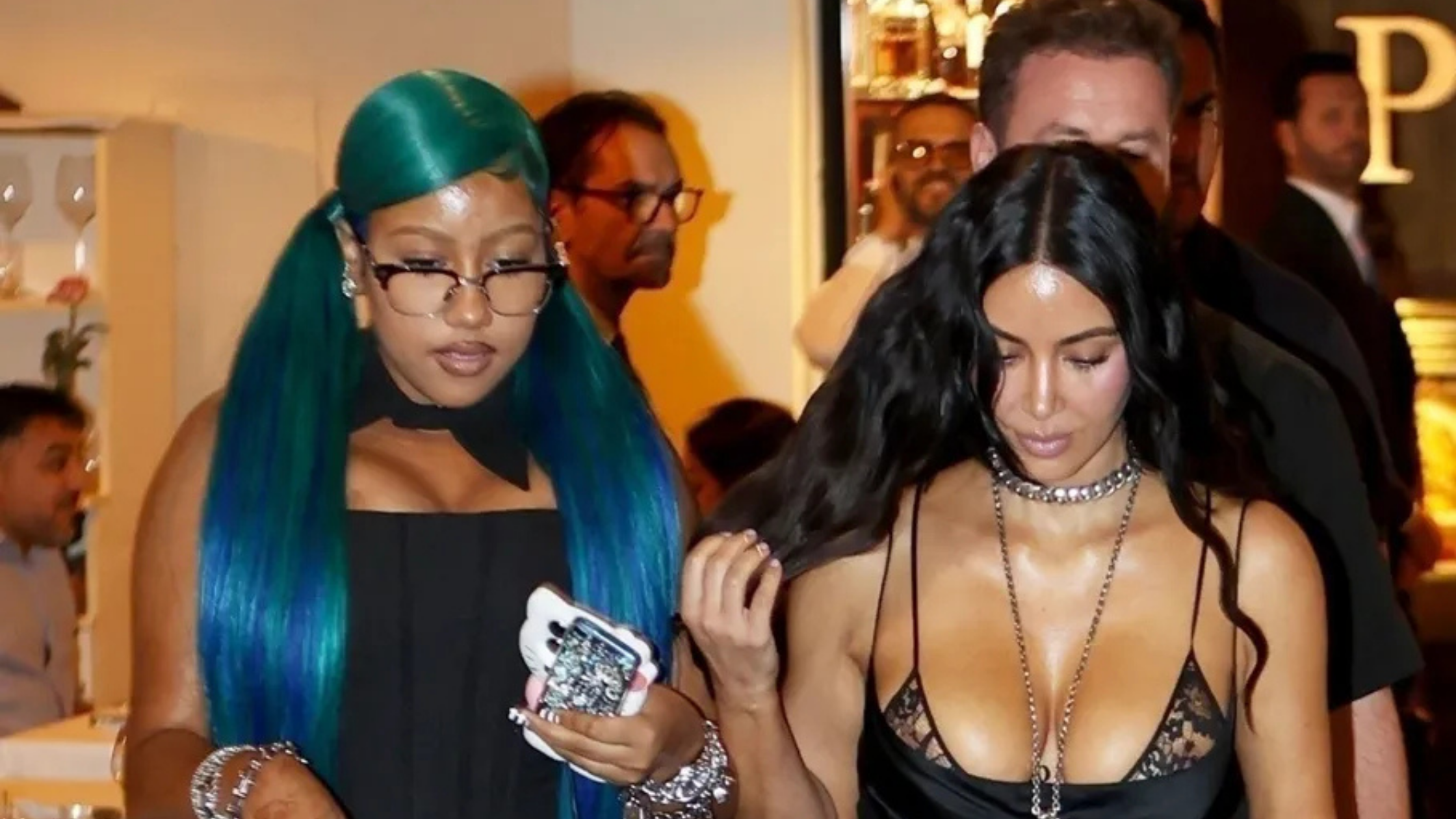 You are currently viewing North West’s Colorful Punk Outfit Sparks Fashion Debate