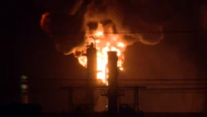 Read more about the article Fire Erupts at Chevron Refinery in El Segundo, California