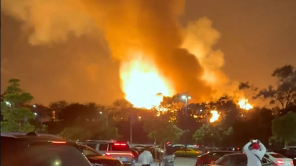 chevron refinery fire from miles away