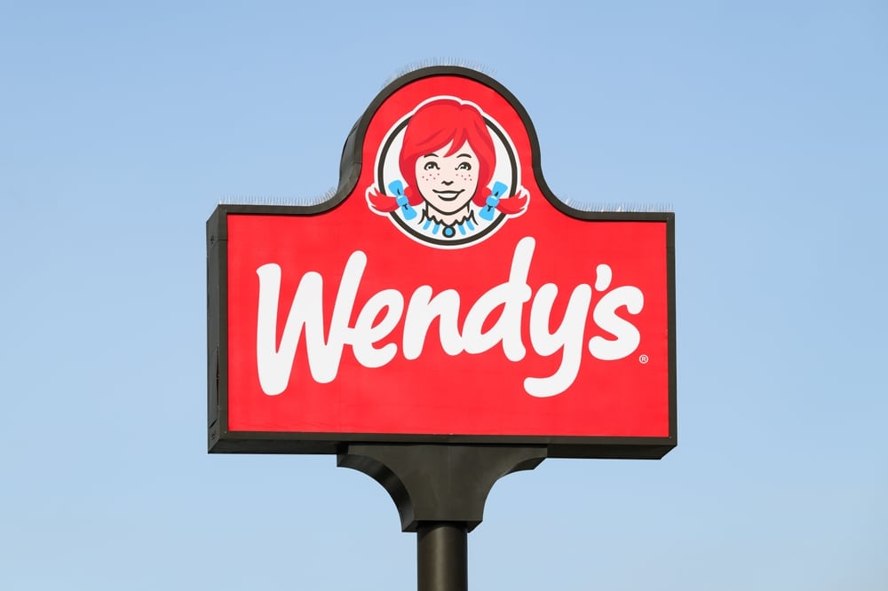 You are currently viewing Wendy’s to Close Over 300 U.S. Stores in 2026, Reshaping Fast Food and Impacting 8,000 Workers