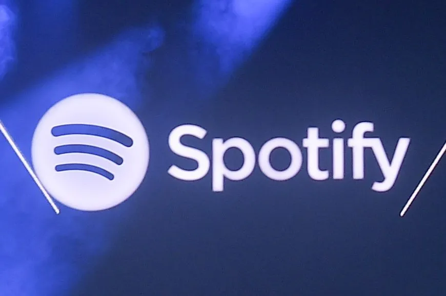Read more about the article Spotify Ends ICE Recruitment Ads Amid Backlash and Broader Context