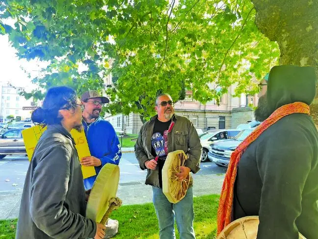 You are currently viewing ICE Detains Oglala Sioux Tribal Members at Historic Fort Snelling, Sparking National Outrage and Sovereignty Debate