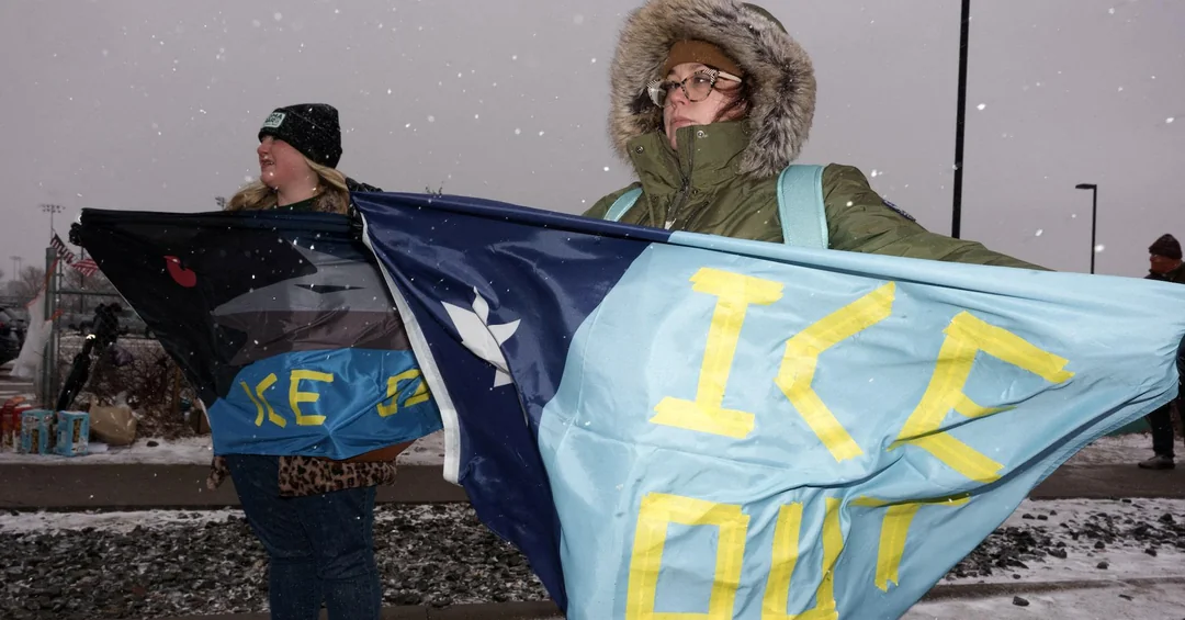 You are currently viewing Minneapolis on Edge as Dueling ICE Rallies Ignite Fear, Anger, and National Immigration Debate