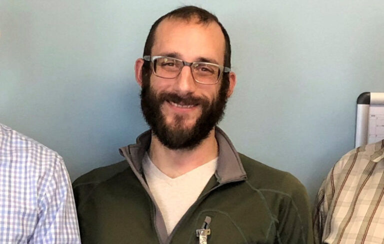 Alex Pretti’s Death Sparks National Outrage as Family Hires Lawyer from George Floyd Case