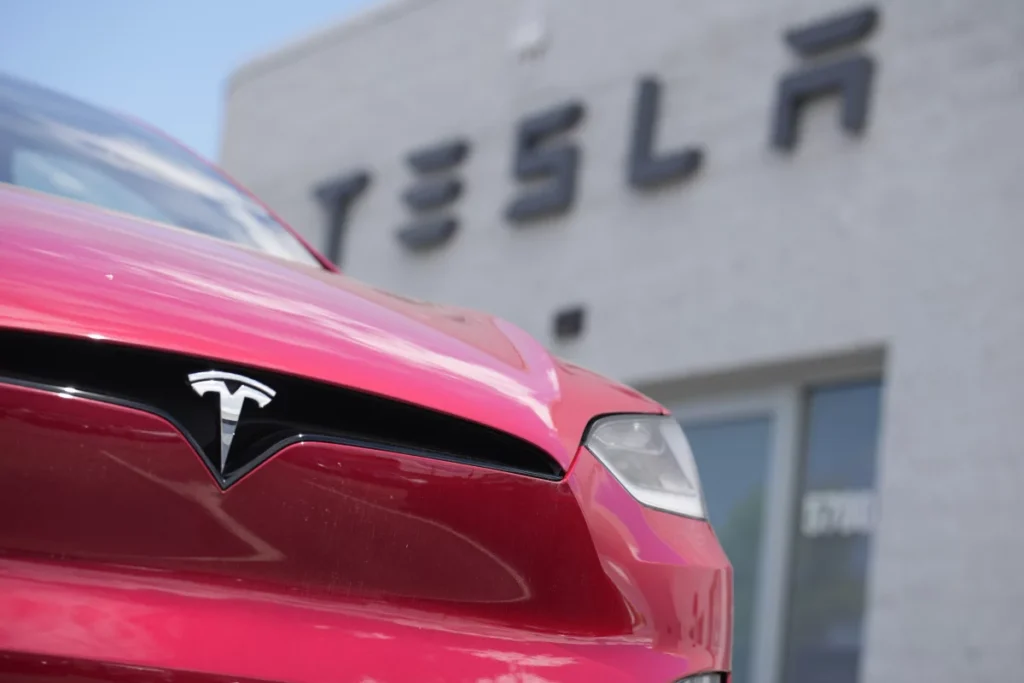 Tesla Q4 2025 Earnings Beat Expectations as Company Shifts Focus to AI and Robotics