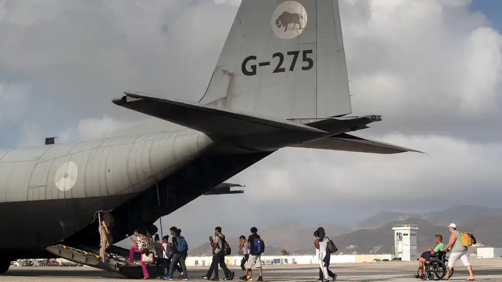 You are currently viewing Dutch Navy Halts Joint Anti-Drug Missions with US, Raising Alarms Over Caribbean Security Shift