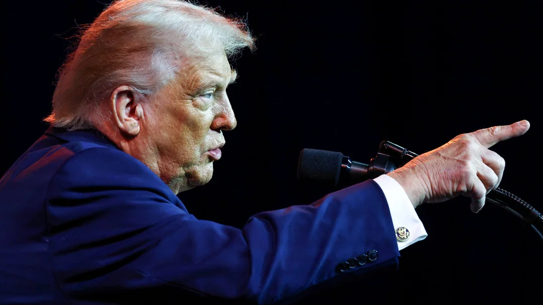 You are currently viewing Trump Suggests Canceling 2026 Midterm Elections, Igniting Deep National Debate