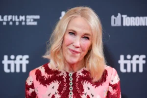 Read more about the article Pulmonary Embolism Confirmed as Catherine O’Hara’s Cause of Death After Cancer Battle