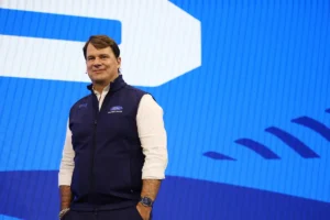 Read more about the article Ford CEO Admits Customers Rejected EV Push After Massive Quarterly Loss