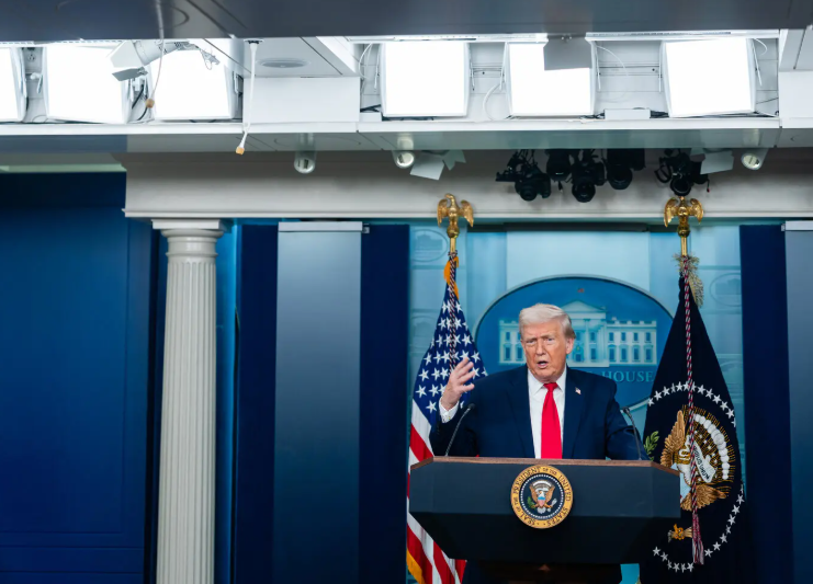 US Government Shutdown Begins as Senate Passes Last-Minute Funding Deal, Leaving Millions Uncertain