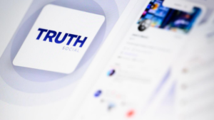 Read more about the article Trump Media Weighs Truth Social Spin-Off in Major Strategic Business Shift