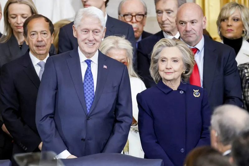 Read more about the article Clintons Agree to Testify in Explosive House Epstein Probe as Contempt Vote Nears