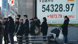 Read more about the article Japan’s Economy Barely Grows in Q4, Recovery Misses Expectations and Raises Global Concerns