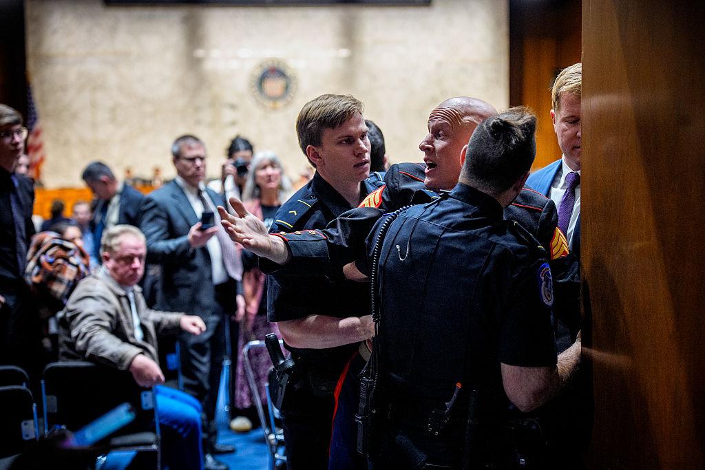 You are currently viewing Marine Veteran Dragged From Senate Hearing as GOP Senator Assists Police During Explosive Israel War Protest