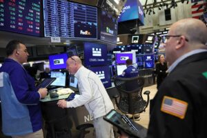 Read more about the article Federal Reserve in Focus: Will Rising Inflation and Global Tensions Delay Rate Cuts in 2026?