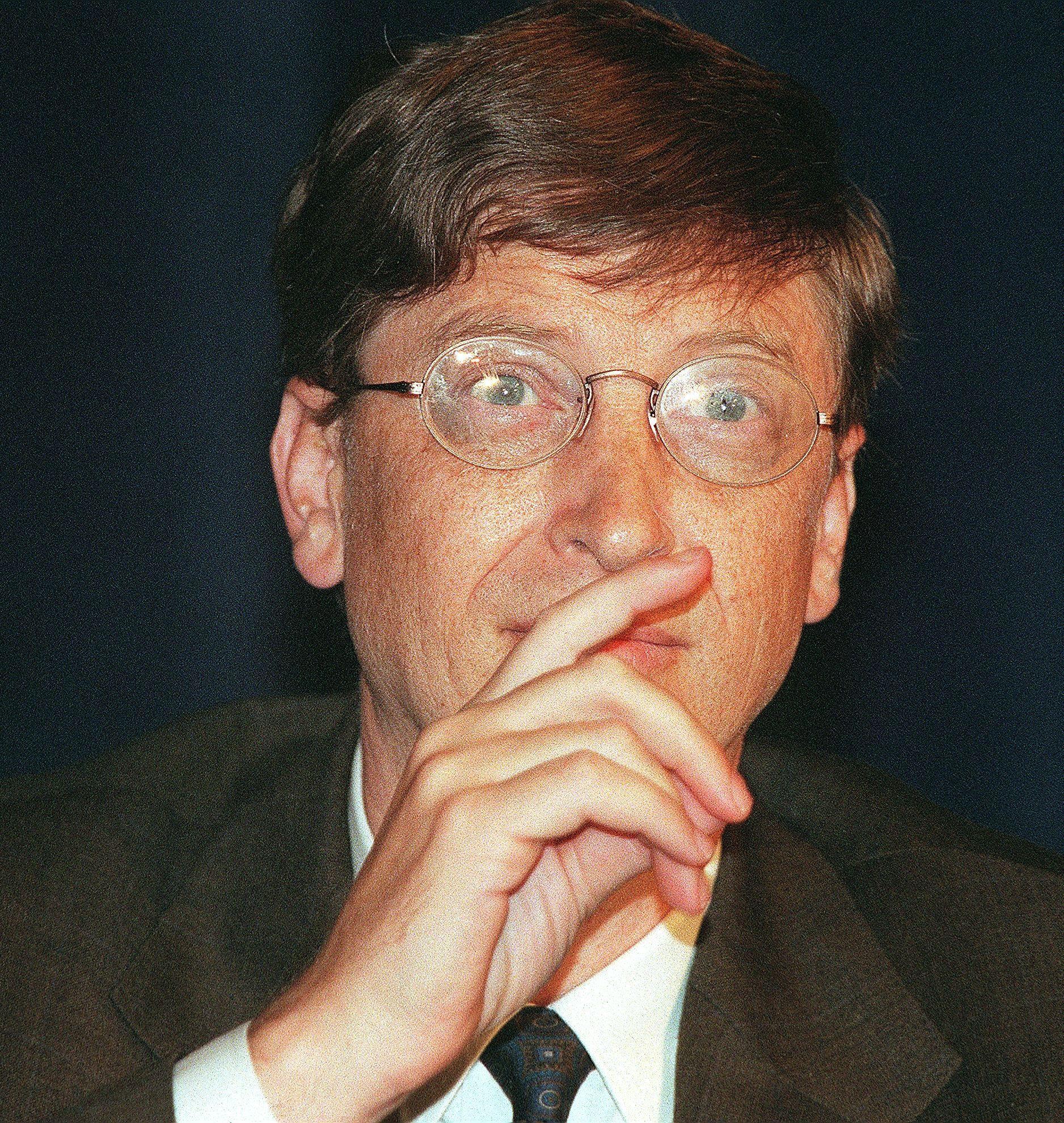 You are currently viewing Bill Gates Admits Secret Affairs and Epstein Ties, Sparking Global Shock and Trust Concerns