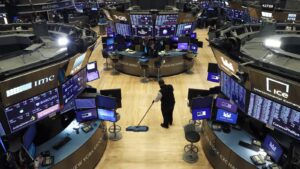 Read more about the article Wall Street Volatility Surges: Dow, S&P 500 and Nasdaq React to Rising Oil Prices and Middle East Tensions