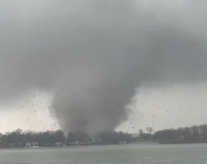 Read more about the article Powerful Tornado Rips Through Union City Michigan, Destroying Homes and Forcing Families Into Emergency Shelters