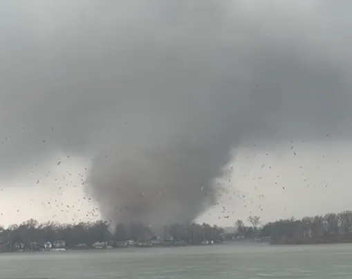 You are currently viewing Powerful Tornado Rips Through Union City Michigan, Destroying Homes and Forcing Families Into Emergency Shelters