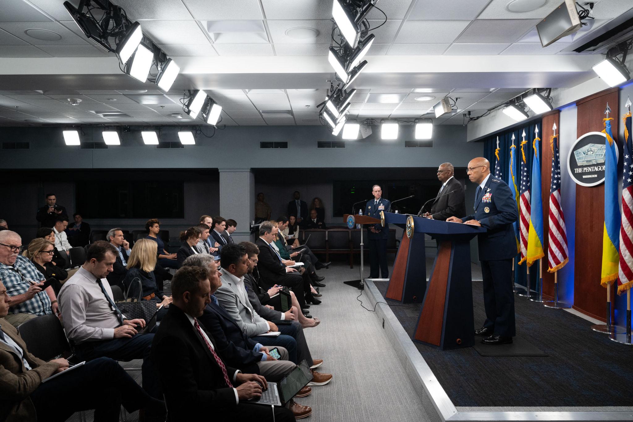 You are currently viewing USA Preparing for Major War? Car Companies Asked to Make Weapons