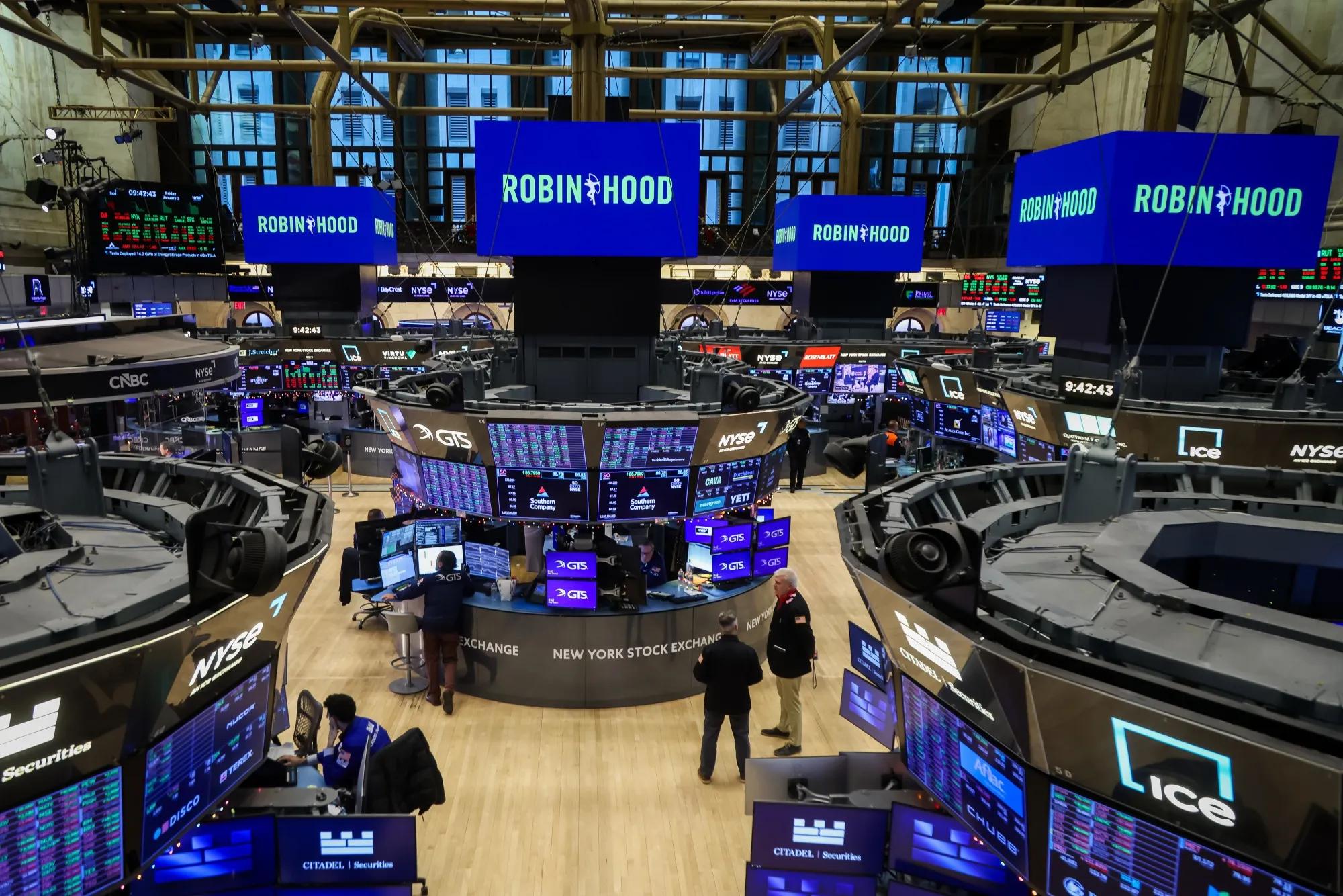 Read more about the article How to Prepare for a Stock Market Crash: A 2026 Guide for US Investors