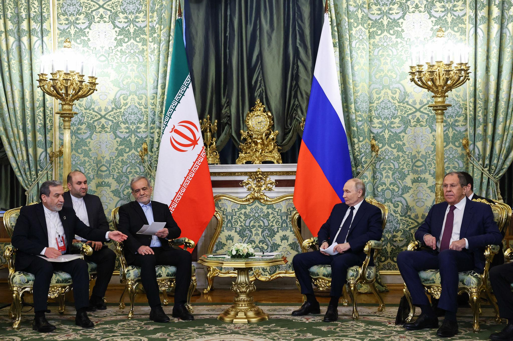 You are currently viewing Iran Foreign Minister Russia Talks Signal Major Global Shift