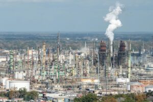 Read more about the article Supreme Court Backs Oil Industry in Landmark Louisiana Case: What This Means for US Energy Policy and Your Money