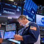 Wall Street’s Biggest Warning Yet: Former Treasury Chief Predicts a ‘Vicious’ U.S. Bond Market Crash