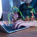 How to Read Market Signals Like Warren Buffett in 2026: A Complete Guide for Long-Term Investors