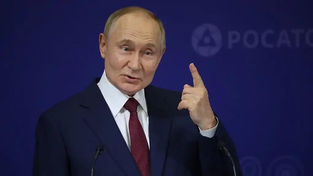 Putin Signs Law Allowing Russian Military Force Abroad Amid Rising Global Tensions