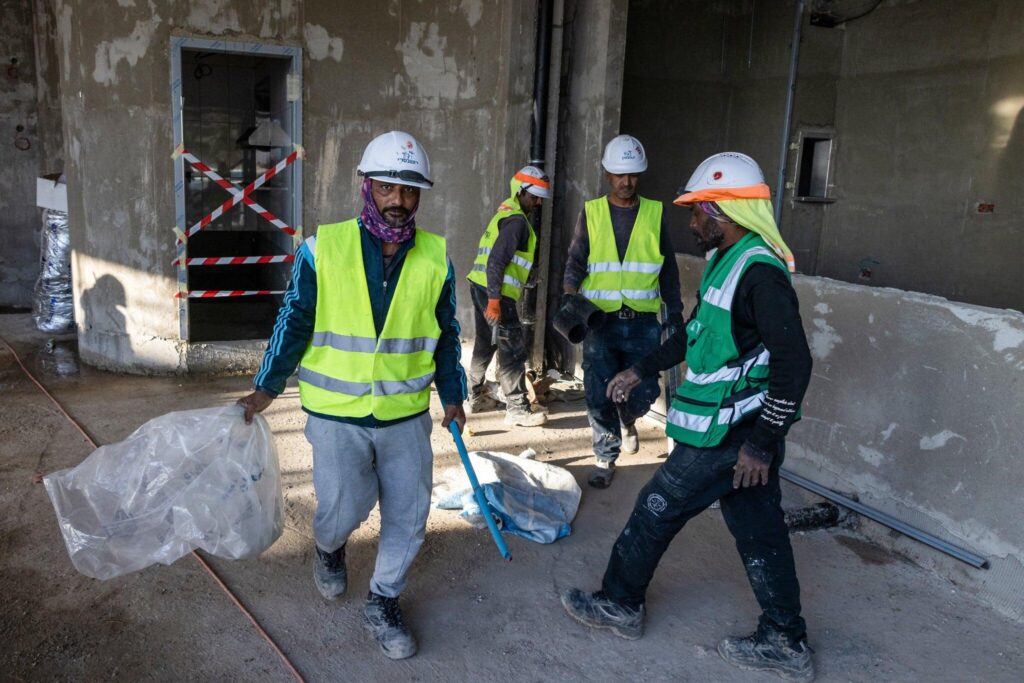 Israel Labor Crisis: Palestinians Replaced by Foreign Workers