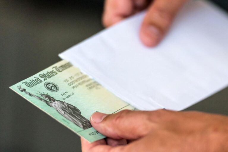 Millions of Americans Could Still Claim IRS Refunds — What It Means for Consumer Spending in 2026