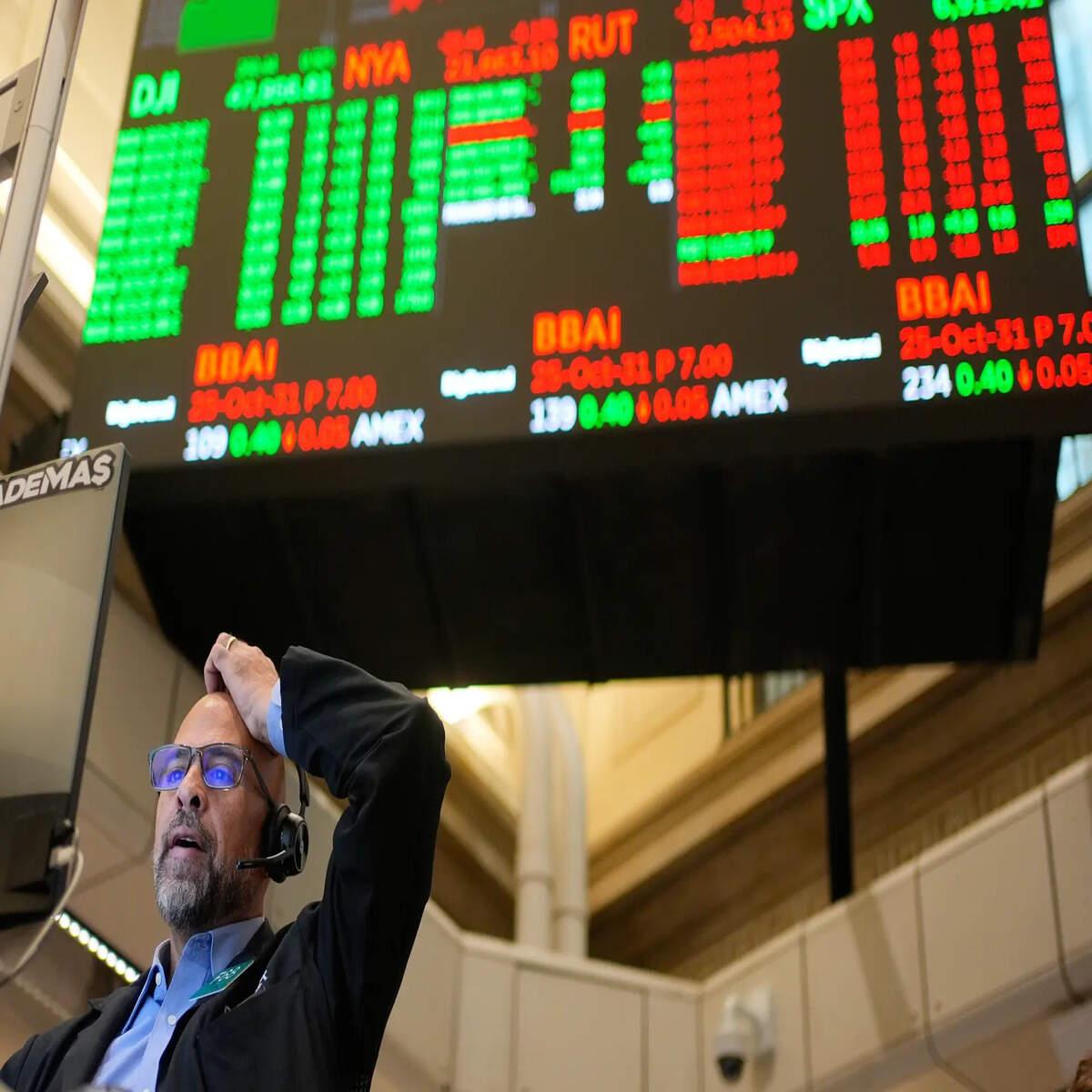 You are currently viewing Stocks Surge as Trump Signals Iran Peace Talks: What It Means for Investors Now